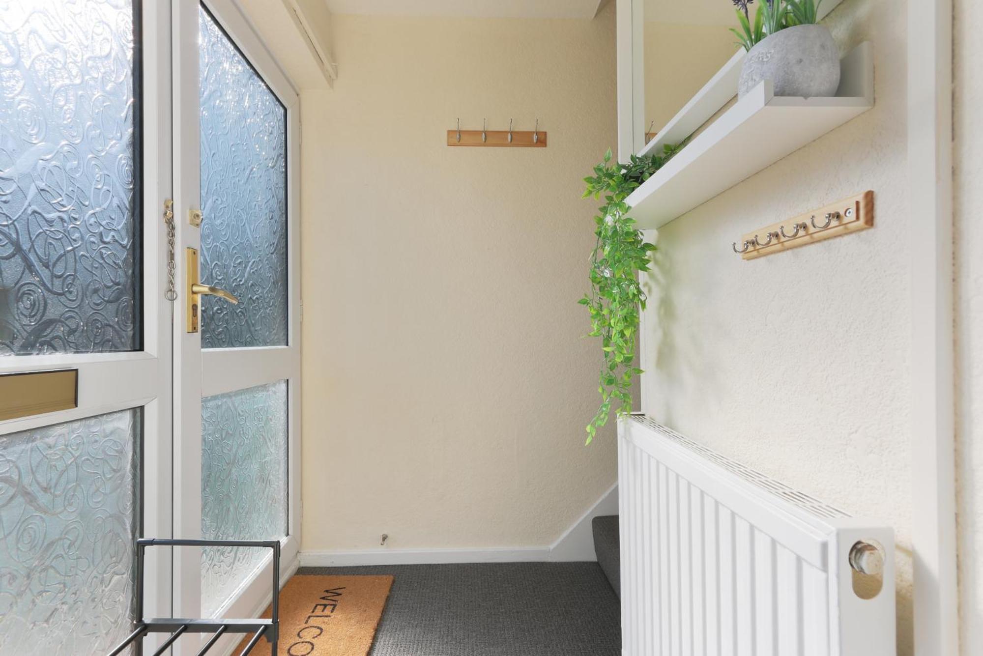 Leconfield Close - Comfy House And Free Parking كينغستون أبون هول المظهر الخارجي الصورة